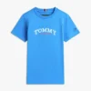 Set pentru copii cu tricou cu logo și pantaloni scurți Set pentru copii cu tricou cu logo și pantaloni scurți