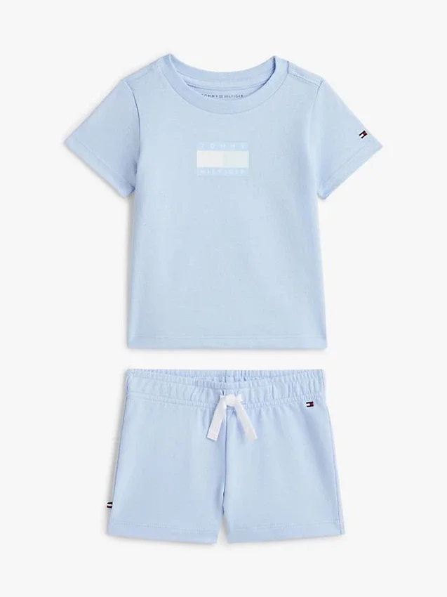 Set tricou și pantaloni scurți cu logo steag pentru bebeluși Set tricou și pantaloni scurți cu logo steag pentru bebeluși