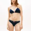 Sutien triunghiular fără sârmă, cu cupe căptușite