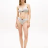 Sutien triunghiular fără sârmă, cu cupe căptușite
