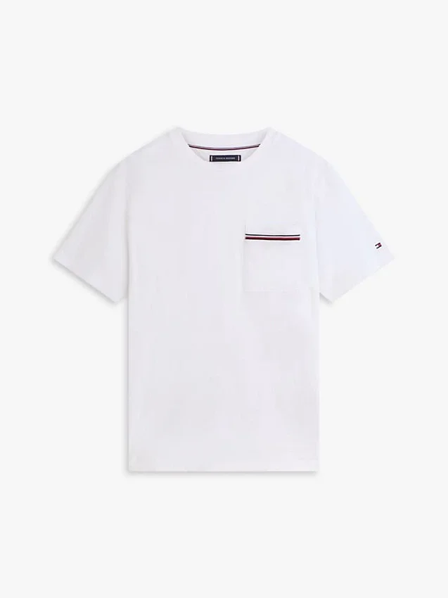 Tricou cu buzunar și dungi caracteristice Tricou cu buzunar și dungi caracteristice
