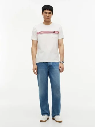 Tricou cu buzunar și dungi pe piept