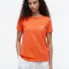 Tricou cu buzunar și monogramă brodată Tricou cu buzunar și monogramă brodată