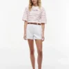 Tricou cu croială lejeră și inscripție brodată Tricou cu croială lejeră și inscripție brodată