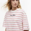 Tricou cu croială lejeră și inscripție brodată Tricou cu croială lejeră și inscripție brodată