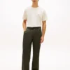 Tricou cu croială lejeră și logo cu steag pe spate Tricou cu croială lejeră și logo cu steag pe spate