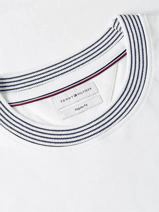 Tricou cu dungi și logo nautic Tricou cu dungi și logo nautic