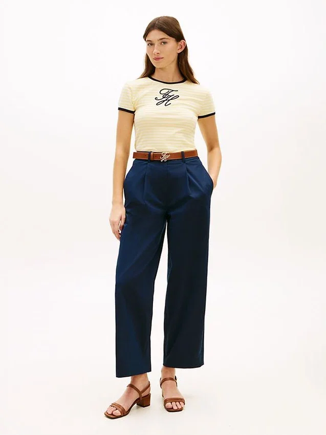 Tricou cu dungi și monogramă brodată Tricou cu dungi și monogramă brodată