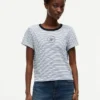 Tricou cu dungi și monogramă în stil nautic Tricou cu dungi și monogramă în stil nautic