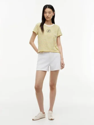 Tricou cu dungi și monogramă în stil nautic