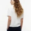 Tricou cu guler rotund și mâneci lățite Tricou cu guler rotund și mâneci lățite