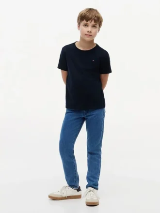 Tricou cu guler rotund pentru copii