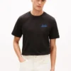 Tricou cu imprimeu cu palmier pe spate Tricou cu imprimeu cu palmier pe spate