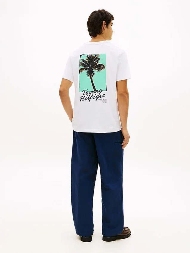 Tricou cu imprimeu cu palmier pe spate Tricou cu imprimeu cu palmier pe spate