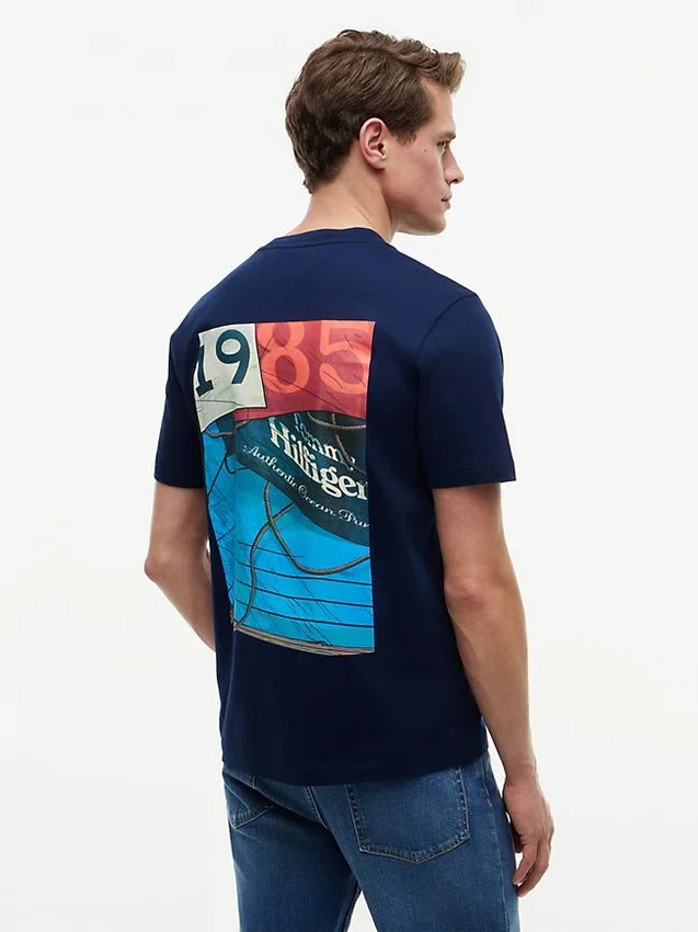 Tricou cu imprimeu nautic pe spate Tricou cu imprimeu nautic pe spate