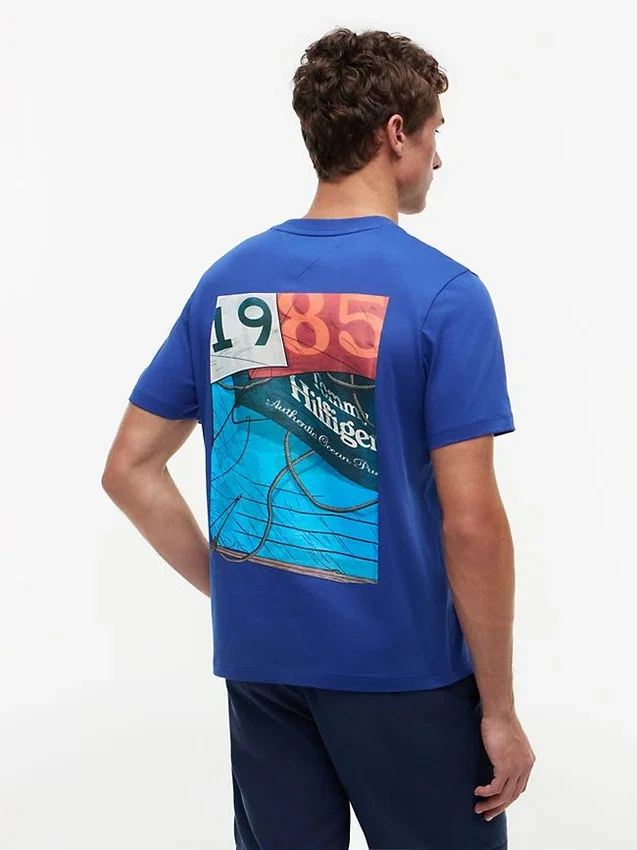 Tricou cu imprimeu nautic pe spate Tricou cu imprimeu nautic pe spate