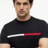 Tricou cu logo brodat Tricou cu logo brodat
