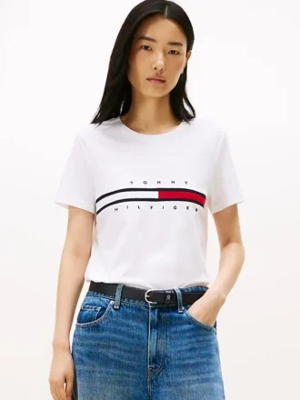 Tricou cu logo brodat cu dungi și steag