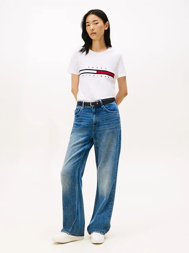 Tricou cu logo brodat cu dungi și steag Tricou cu logo brodat cu dungi și steag