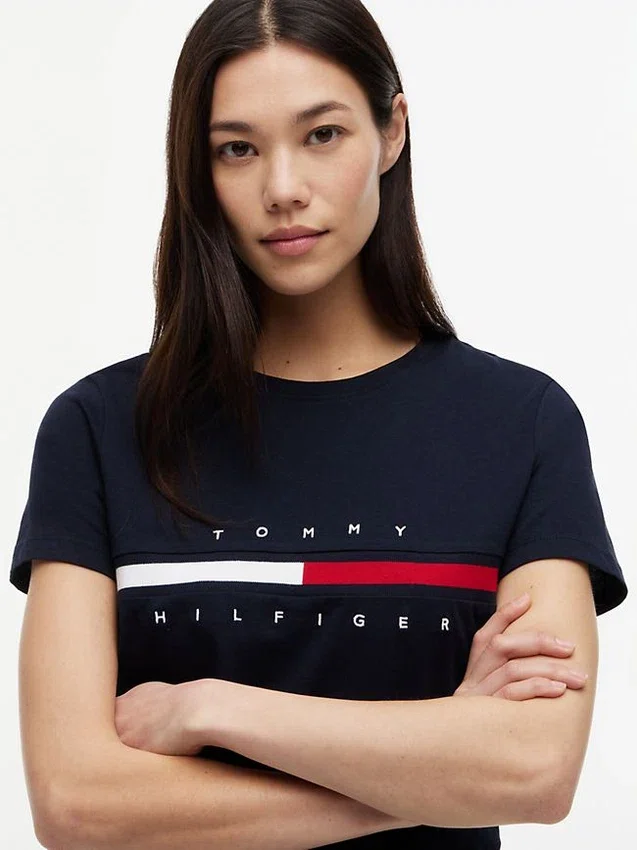 Tricou cu logo brodat cu dungi și steag Tricou cu logo brodat cu dungi și steag