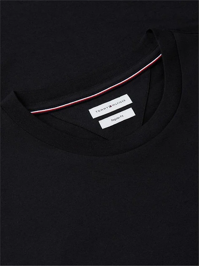 Tricou cu logo cu steag ondulat pe spate Tricou cu logo cu steag ondulat pe spate