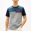 Tricou cu logo, dungi și blocuri de culoare Tricou cu logo, dungi și blocuri de culoare