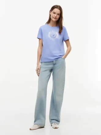 Tricou cu logo frunză de laur laminat