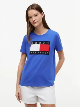 Tricou cu logo mare în formă de steag