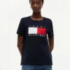 Tricou cu logo mare în formă de steag Tricou cu logo mare în formă de steag