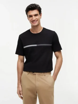 Tricou cu logo steag în nuanțe