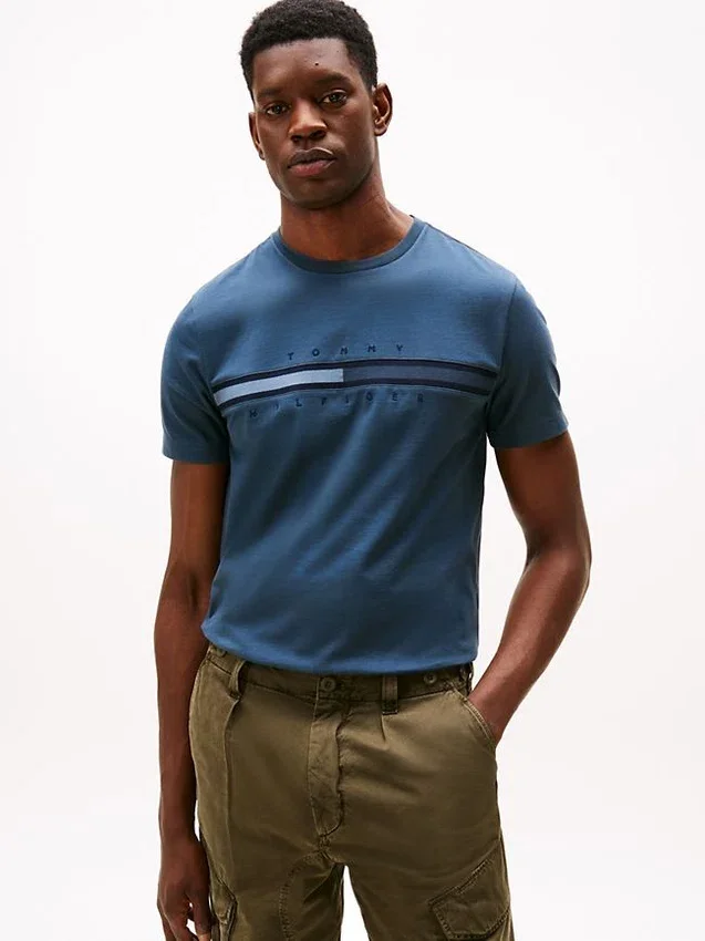 Tricou cu logo steag în nuanțe Tricou cu logo steag în nuanțe