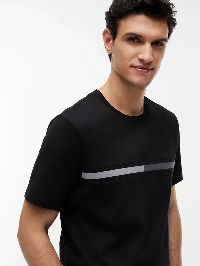 Tricou cu logo steag în nuanțe Tricou cu logo steag în nuanțe