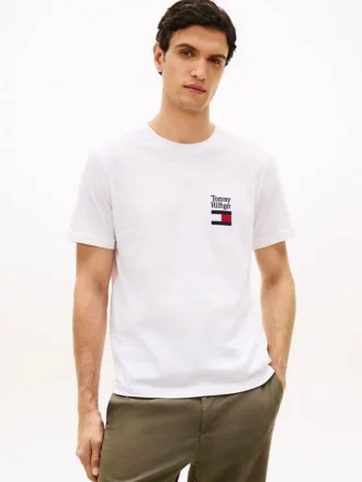 Tricou cu logo suprapus