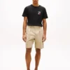 Tricou cu logo suprapus