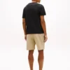 Tricou cu logo suprapus