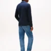 Tricou cu mâneci lungi și logo cu steag în tonuri similare Tricou cu mâneci lungi și logo cu steag în tonuri similare