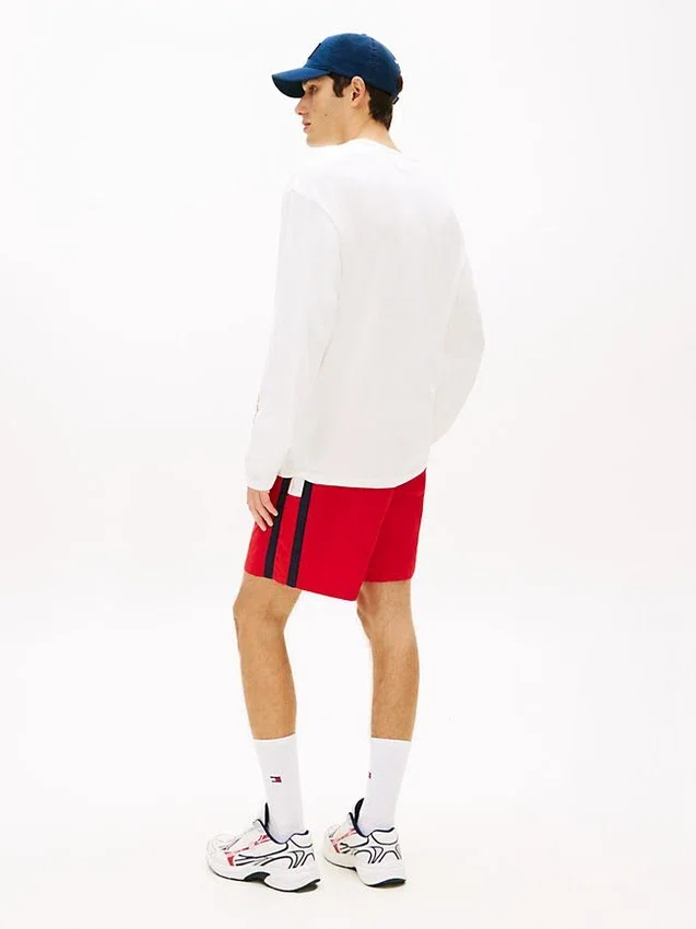 Tricou cu mâneci lungi și logo LA de la Tommy Jeans Tricou cu mâneci lungi și logo LA de la Tommy Jeans