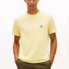 Tricou cu monogramă brodată Tricou cu monogramă brodată