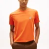 Tricou cu monogramă brodată Tricou cu monogramă brodată