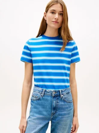 Tricou cu monogramă brodată