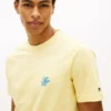 Tricou cu monogramă brodată Tricou cu monogramă brodată