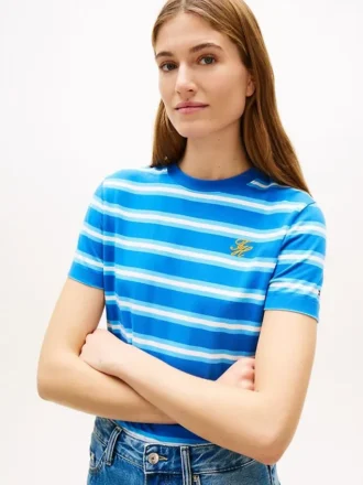 Tricou cu monogramă brodată