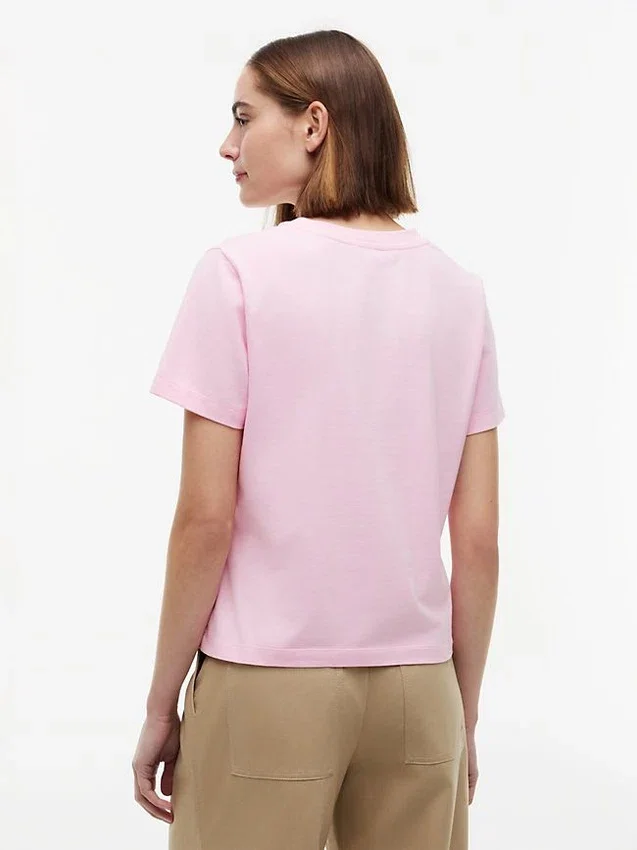 Tricou cu monogramă brodată Tricou cu monogramă brodată