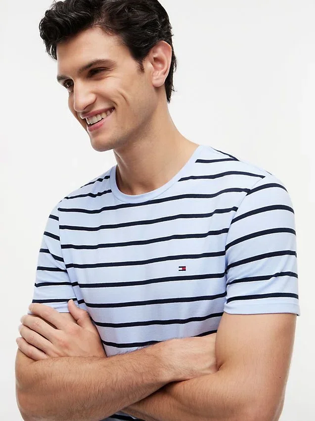Tricou din bumbac elastic cu dungi, croială extra slim Tricou din bumbac elastic cu dungi, croială extra slim
