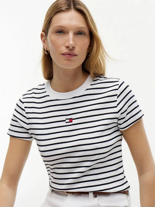 Tricou Favorite cu dungi și logo mini steag Tricou Favorite cu dungi și logo mini steag