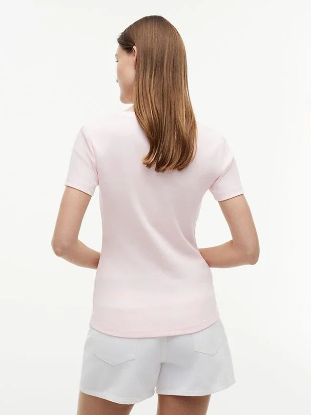 Tricou Favorite cu guler în V Tricou Favorite cu guler în V