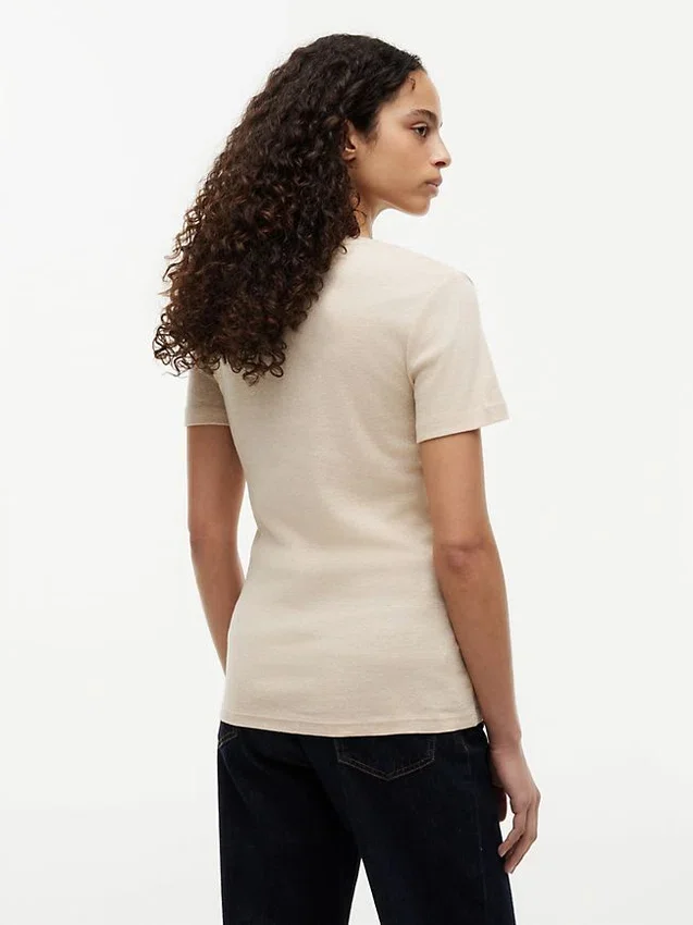 Tricou Favorite cu guler în V Tricou Favorite cu guler în V