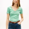 Tricou Favorite cu guler în V și dungi Tricou Favorite cu guler în V și dungi