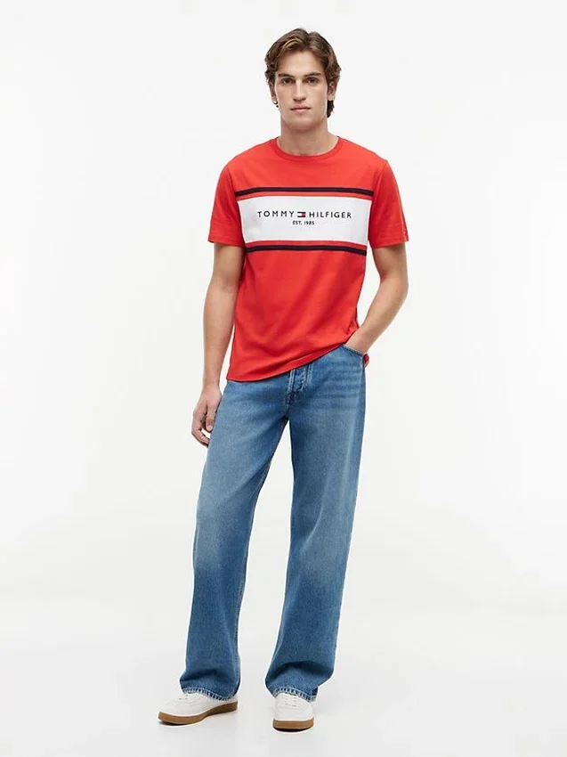 Tricou Hilfiger cu logo și dungi Tricou Hilfiger cu logo și dungi