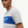 Tricou Hilfiger cu logo și dungi Tricou Hilfiger cu logo și dungi